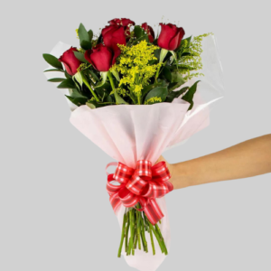 Buquê de 12 Rosas Vermelhas
